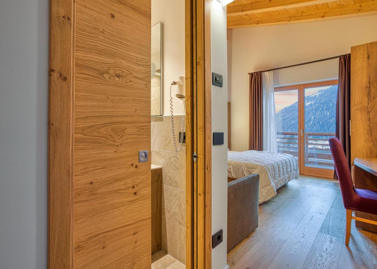 Edelweiss Alpine Nature Pinzolo Exterior foto