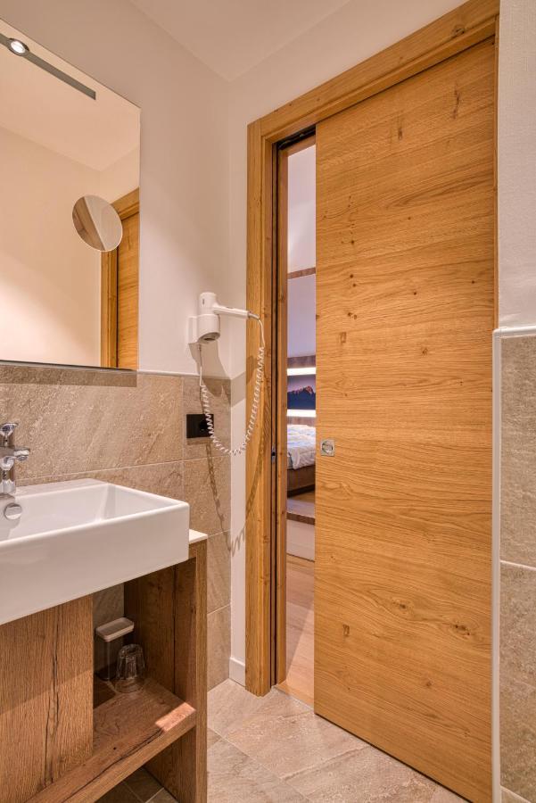 Edelweiss Alpine Nature Pinzolo Exterior foto