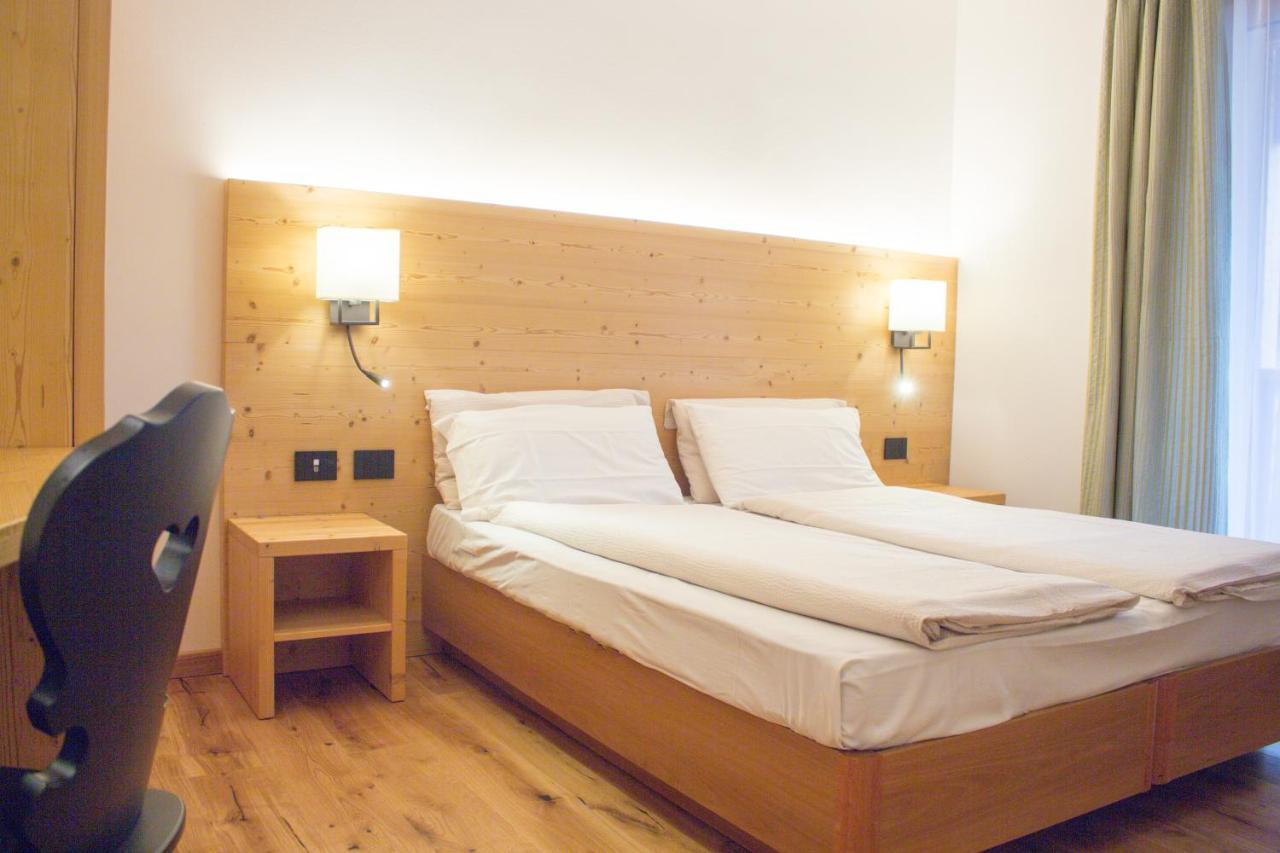 Edelweiss Alpine Nature Pinzolo Exterior foto