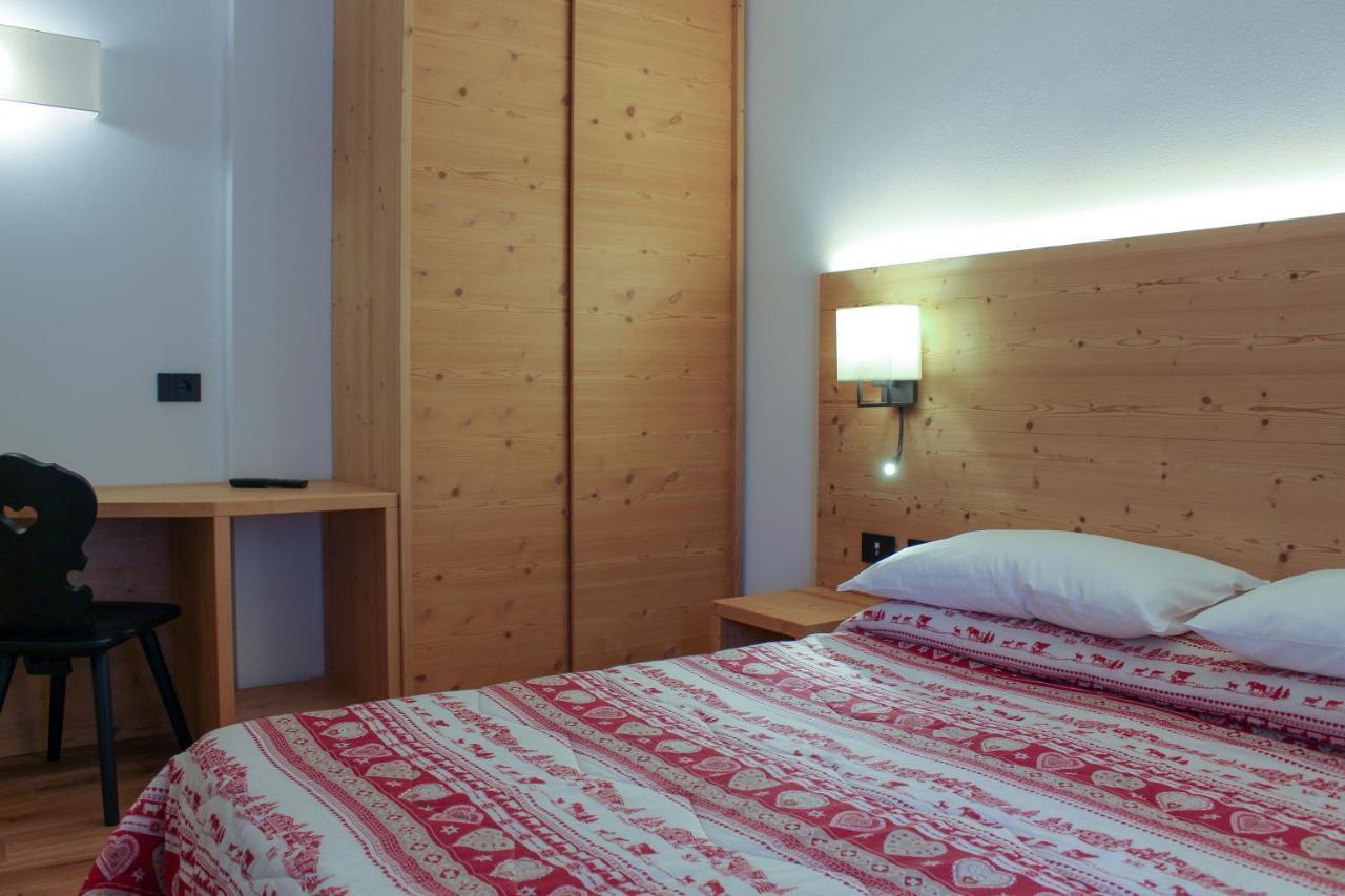 Edelweiss Alpine Nature Pinzolo Exterior foto